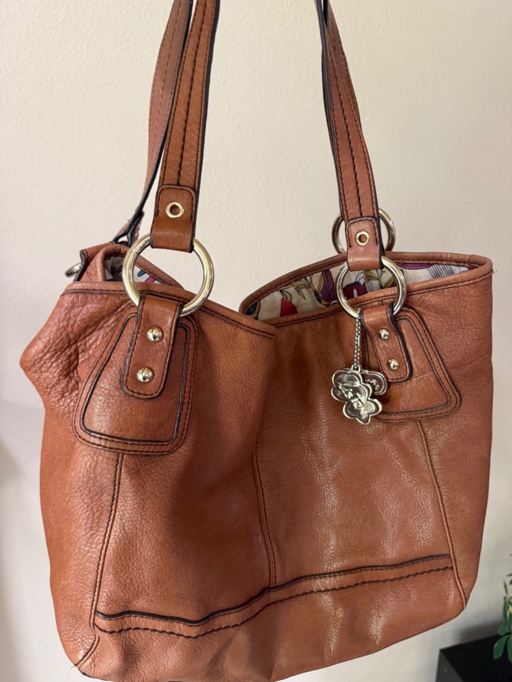 The San brown leather bag